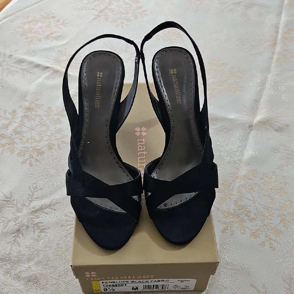 Naturalizer Black Fabric Slingback Heels